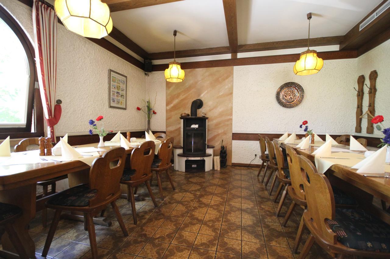 Fruhstuckshotel Grillenburg フルダ エクステリア 写真