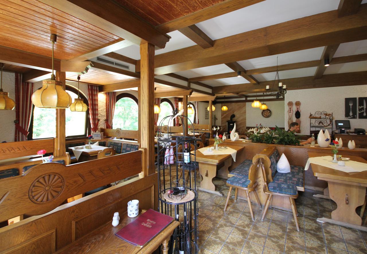 Fruhstuckshotel Grillenburg フルダ エクステリア 写真