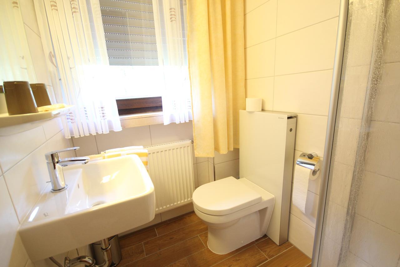 Fruhstuckshotel Grillenburg フルダ エクステリア 写真